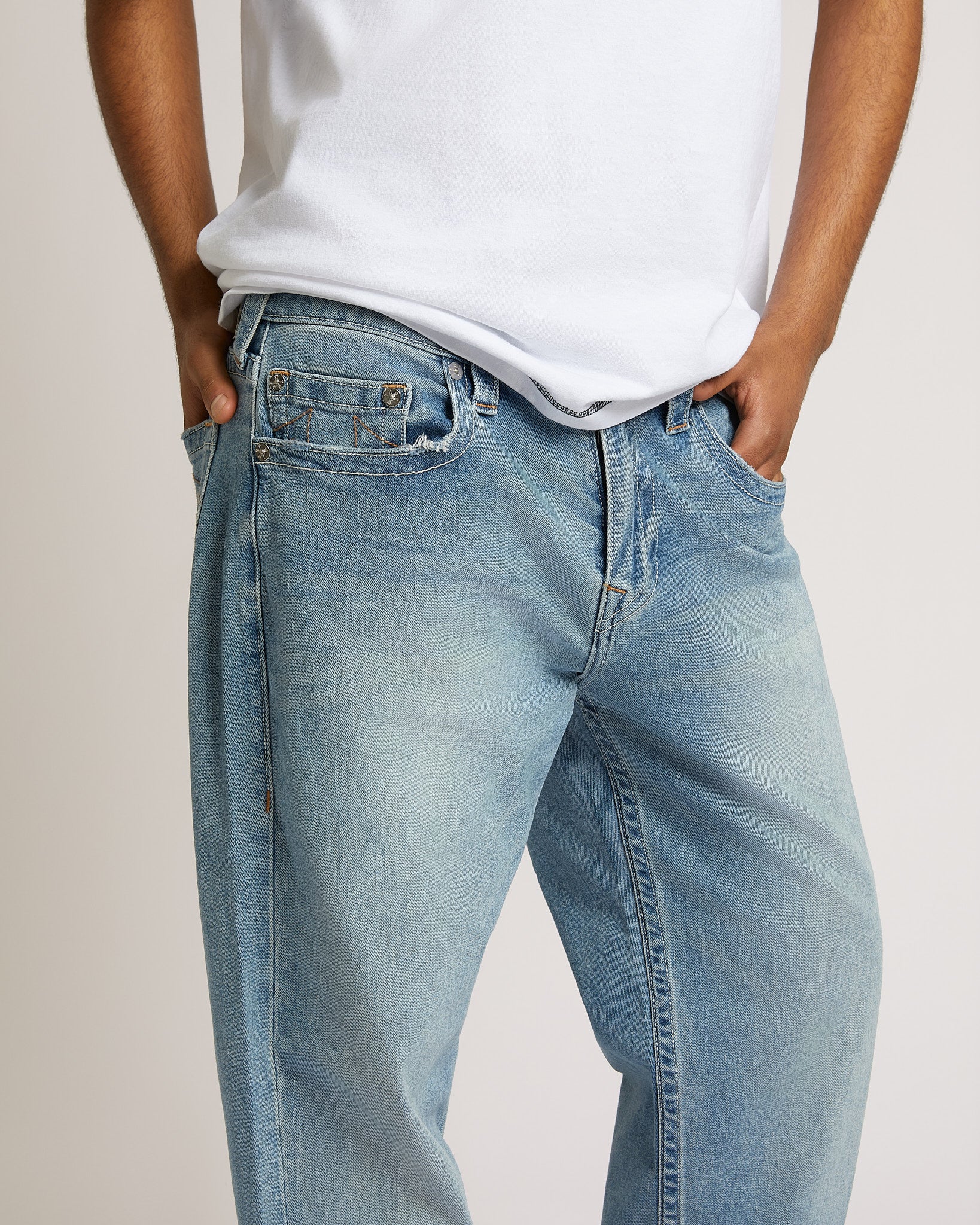 BOBBY SN NO FLAP 32" - BRILLIANT MEDIUM WASH