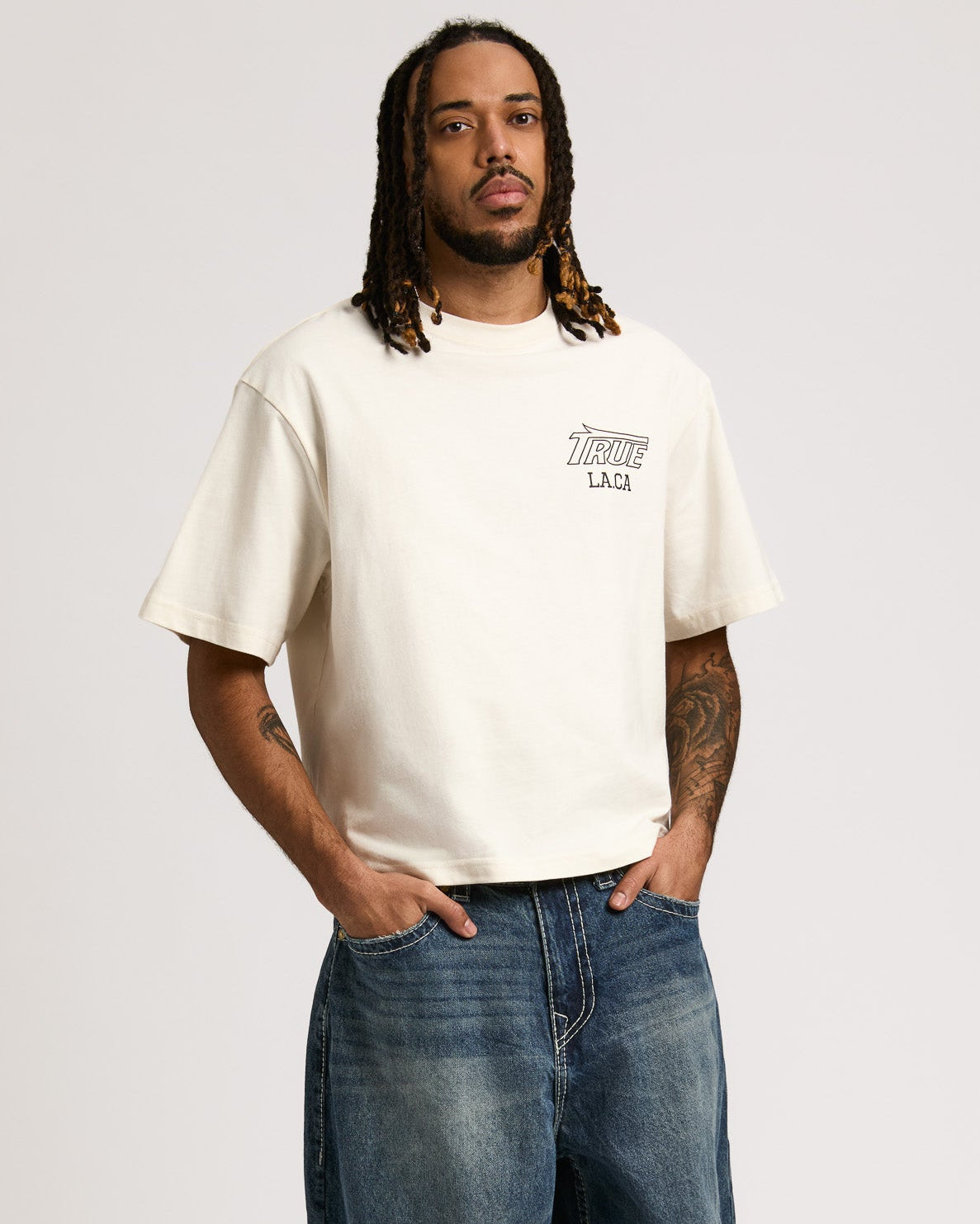 SS PRINT MESH STACKED LOGO TEE - WINTER WHITE
