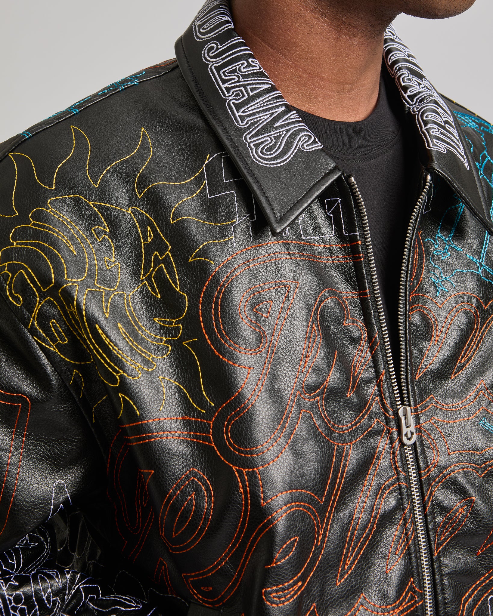 TR TROPHY RETRO BOMBER JACKET - JET BLACK