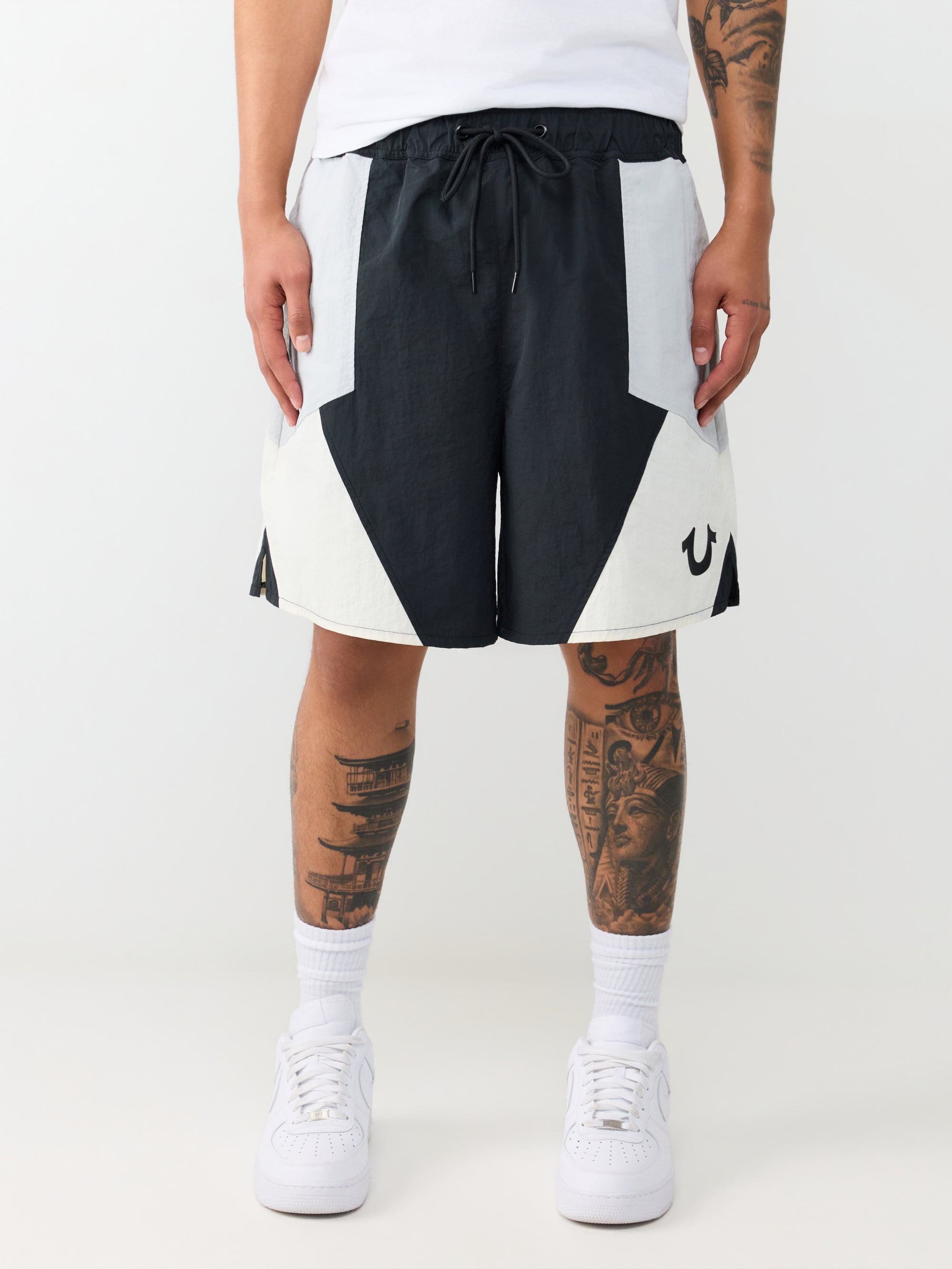 COLOR BLOCK NYLON TRACK SHORT - JET BLACK