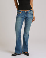 BECCA LR BOOTCUT - MEDIUM WASH