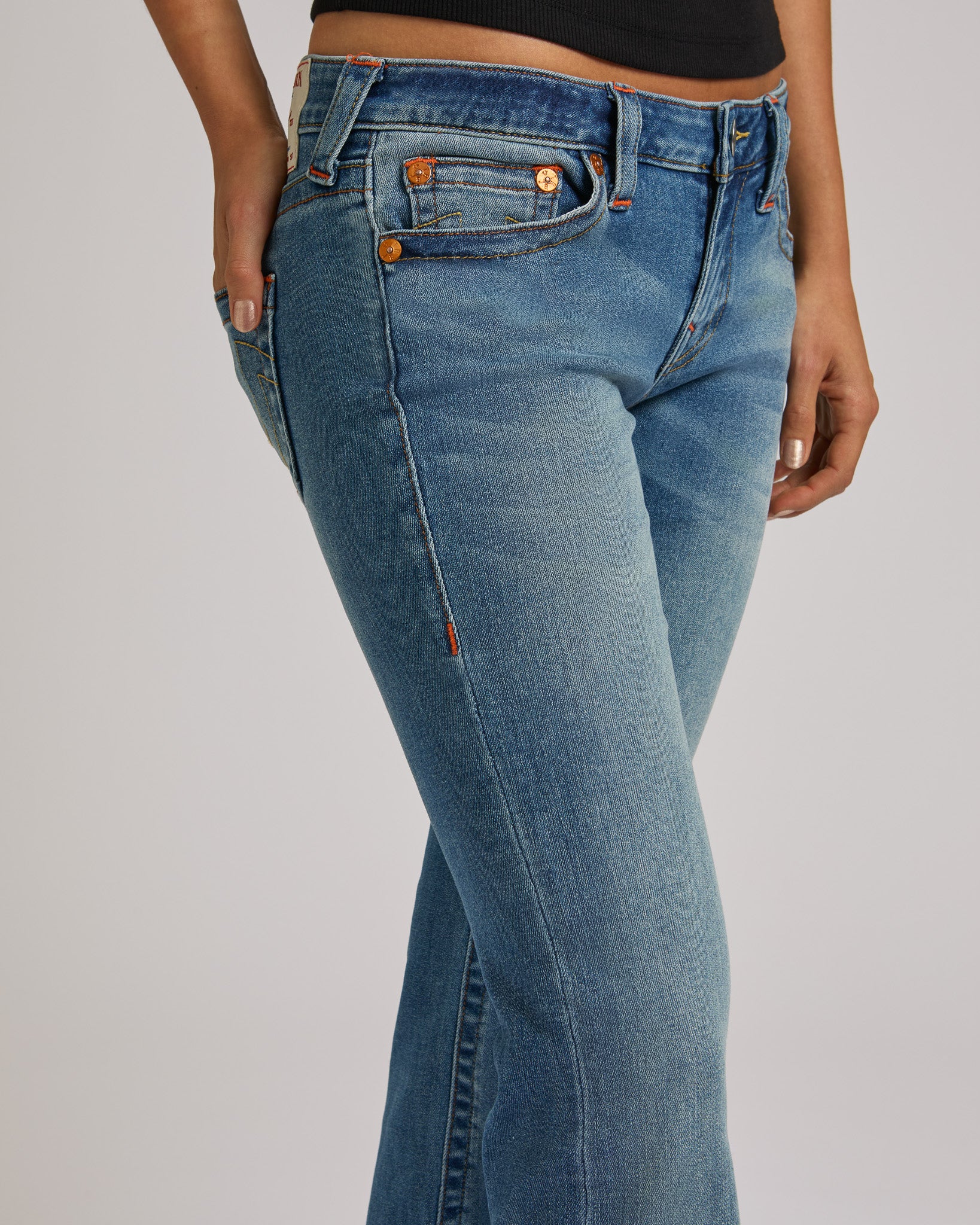 BECCA LR BOOTCUT - MEDIUM WASH