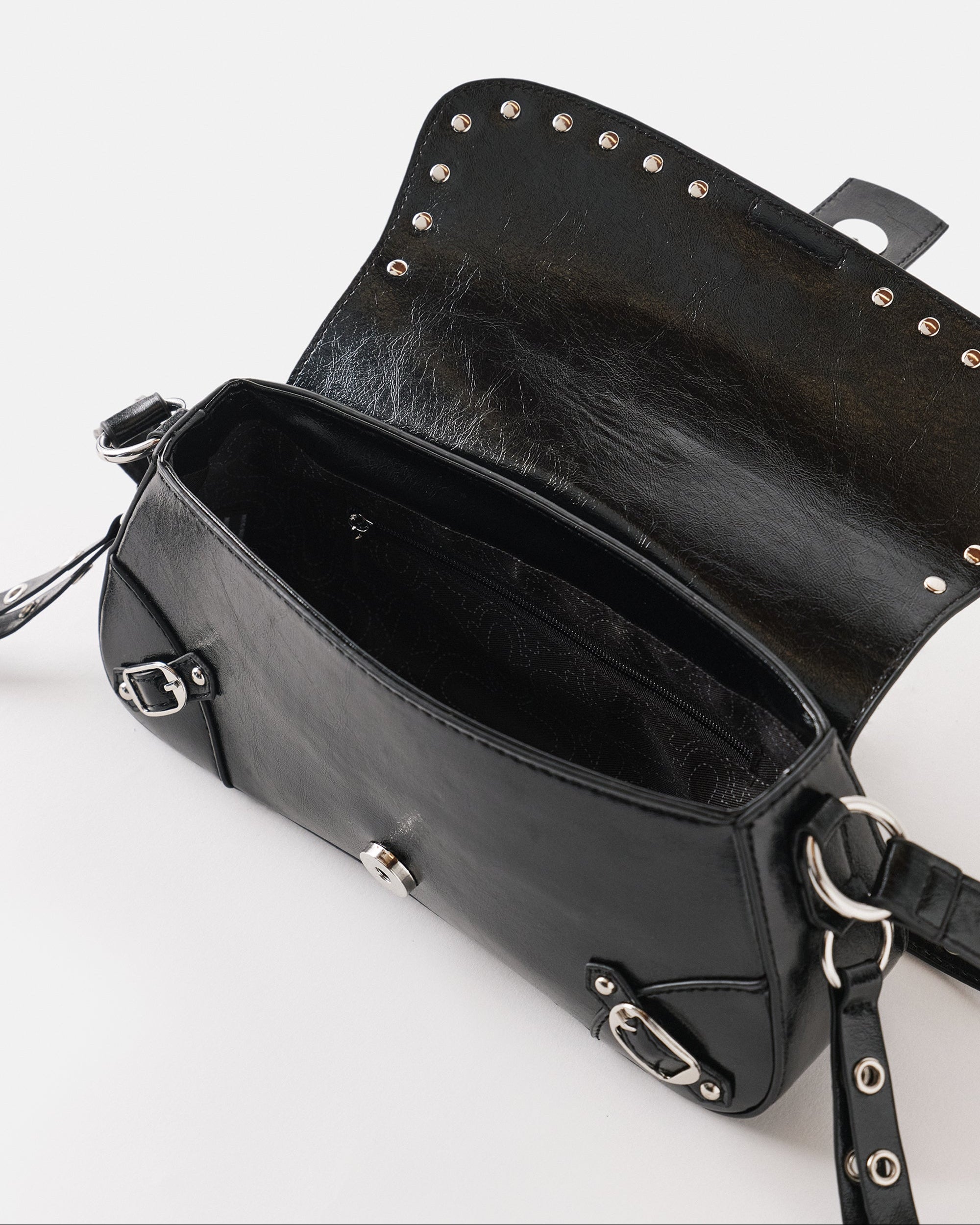 HS TASSLE STUD BAG - JET BLACK